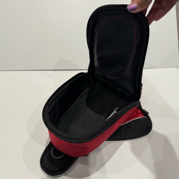 Joe Rocket Manta Magnetic Tank Bag Red Black Motorcycle Biker Travel - Picture 11 of 13